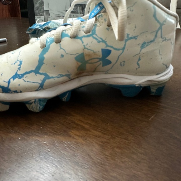 Under Armour Spotlight Franchise 4 RM JR AA Football Cleats 3027319 100 Kids 3Y - Picture 6 of 6